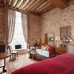 Le Domaine De - Pierres D'histoire